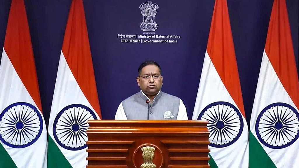 প্রধানমন্ত্রী তারেক রহমানের ভারত সফর নিয়ে এখনো আশাবাদী দিল্লি