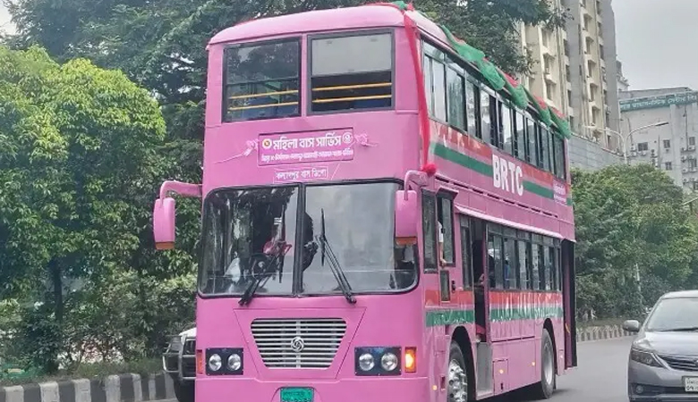 চালুর পরদিনই মহিলা বাসে নেই যাত্রী
