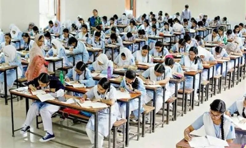 আগামী বছরের এসএসসি মার্চে শুরুর চিন্তা শিক্ষা প্রশাসনের