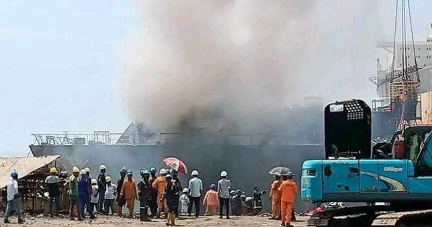 তেজস্ক্রিয়তাপূর্ণ জাহাজভাঙা শিল্পে নিছক মুনাফার জন্য জীবন ও পরিবেশের বিসর্জন