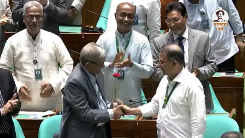 নতুন রাষ্ট্রপতিকে প্রধানমন্ত্রী ও এমপিদের অভিনন্দন