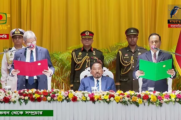 রাষ্ট্রপতি হিসেবে শপথ নিলেন মির্জা ফখরুল