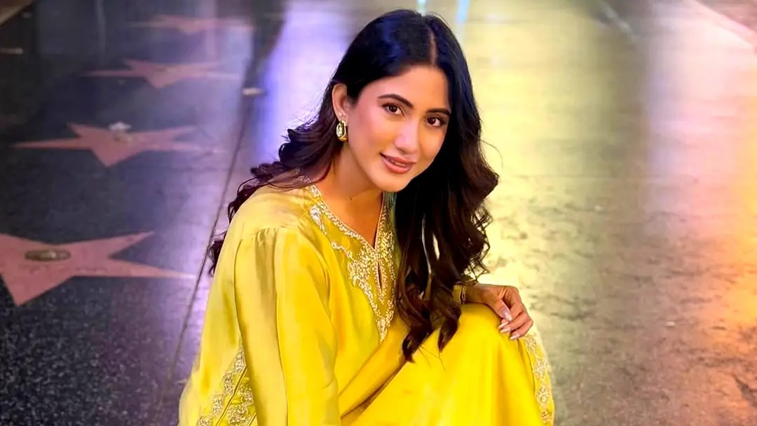 হলিউডের ‘ওয়াক অব ফেমে’ সাফা কবির