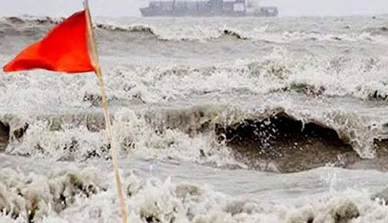 বঙ্গোপসাগরে লঘুচাপ, বন্দরে ৩ নম্বর সংকেত