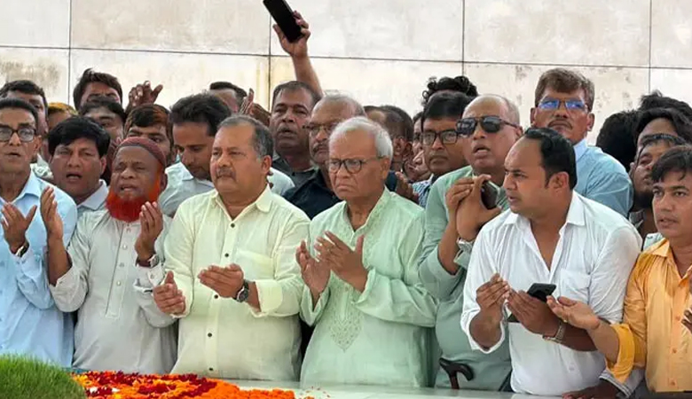 যুদ্ধের কারণেই জ্বালানি সংকট, সরকার দায়ী নয়: রিজভী