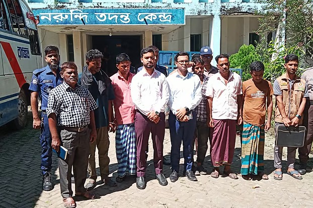 ঢাকার রেস্তোরাঁয় গরুর বলে ঘোড়ার মাংস, পাঁচজনের কারাদণ্ড