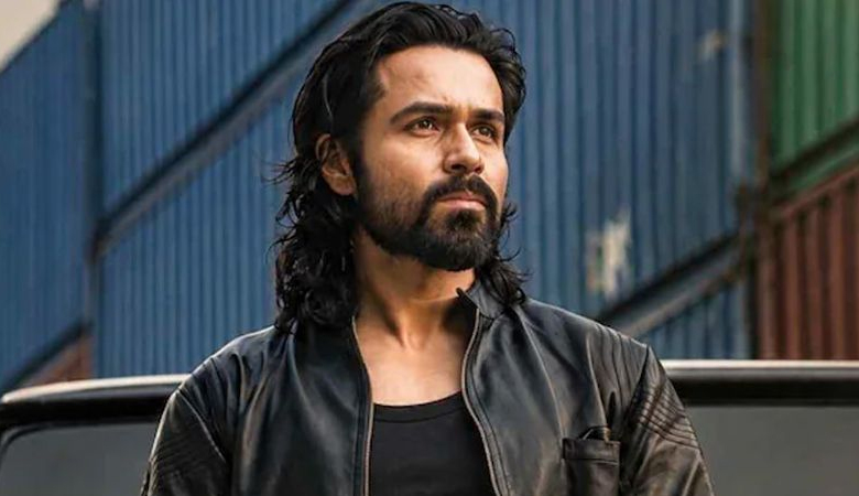 চুমু খাওয়া ছাড়াই ২০০ কোটির ক্লাবে ইমরান হাশমি