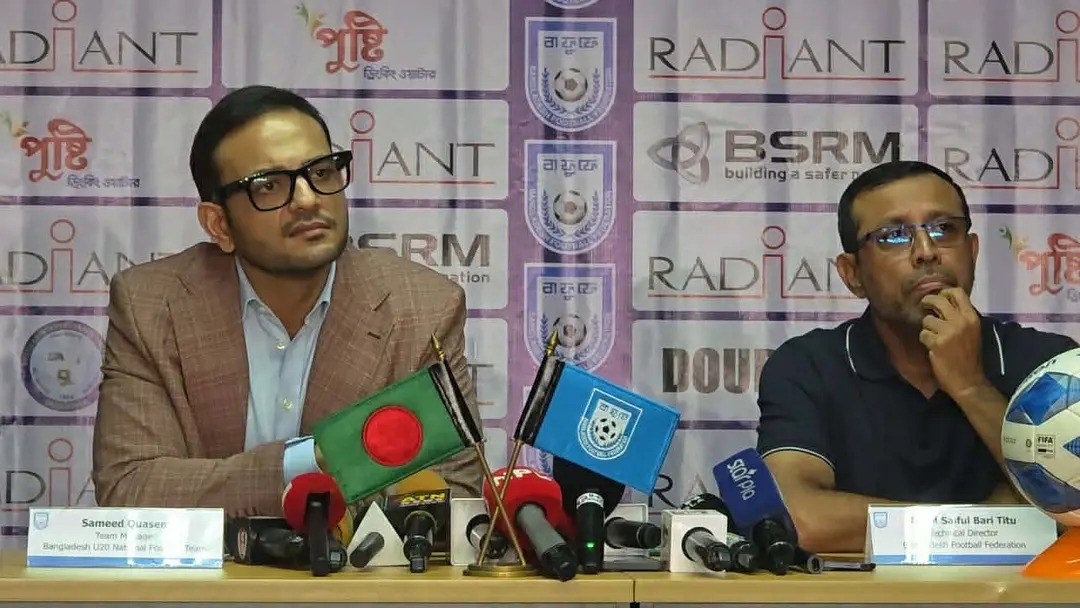 সংবাদ সম্মেলনে আসেননি কোচ-অধিনায়ক, তোপের মুখে ম্যানেজার