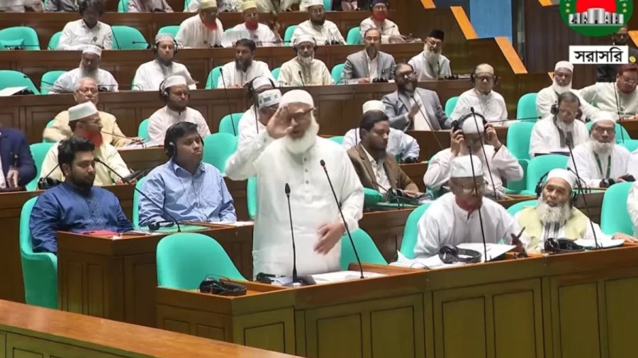 অধিবেশন থেকে বিরোধী দলের সংসদ সদস্যদের ওয়াকআউট