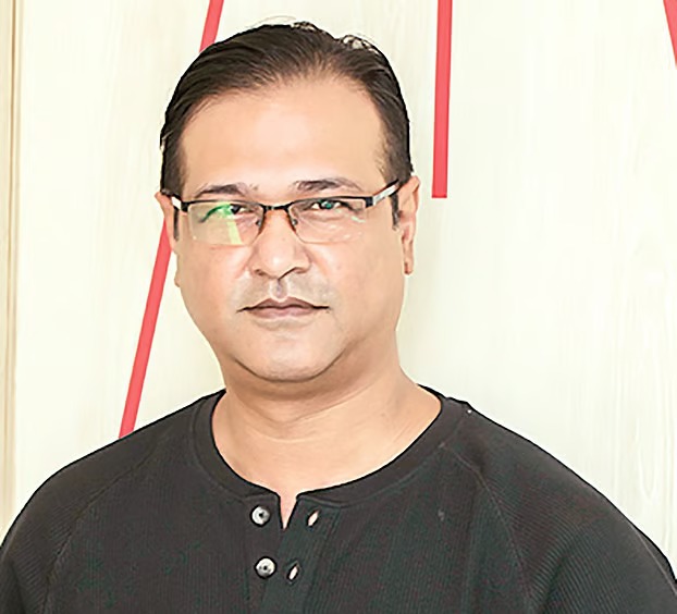 ফেসবুক ছাড়ার পর ভালো আছেন আসিফ আকবর