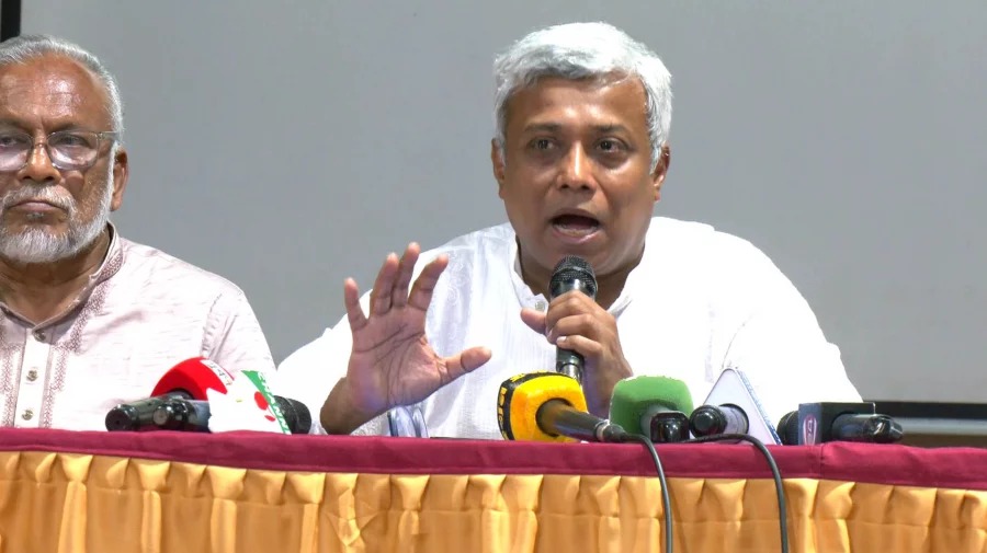 আগামী গ্রীষ্মে কমবে বিদ্যুৎ ঘাটতি: প্রতিমন্ত্রী