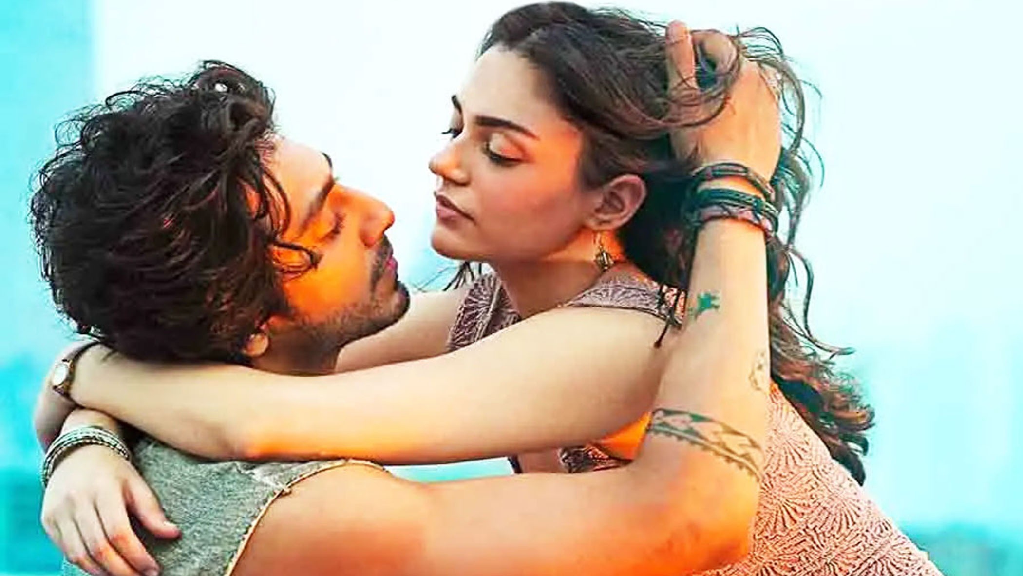 প্রেমহীন শিল্প কি মানুষের গল্প বলতে পারে?