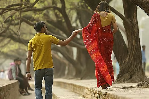 হানি ট্র্যাপে অর্থ খোয়ানোসহ বিব্রতকর পরিস্থিতিতে পড়ছেন ভুক্তভোগীরা