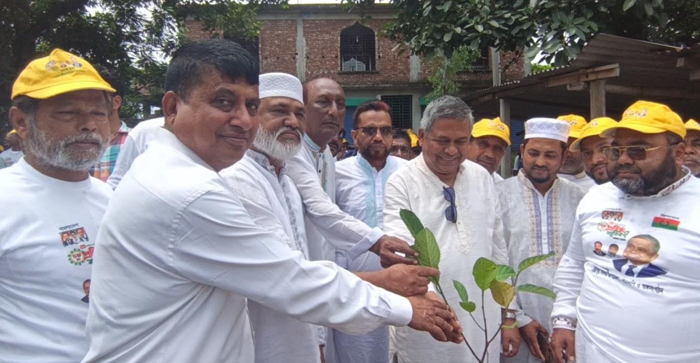 গাজীপুরে বর্ণাঢ্য আয়োজনে বিএনপির প্রতিষ্ঠাবার্ষিকী পালিত