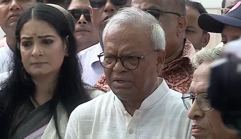 নারীদের অংশগ্রহণ ছাড়া উন্নয়ন সম্পূর্ণ হবে না: রিজভী