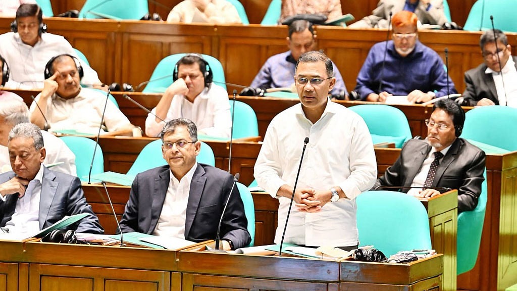 গ্যাস-সংকট মোকাবিলায় ১৫০ কূপ ও নতুন এলএনজি টার্মিনাল