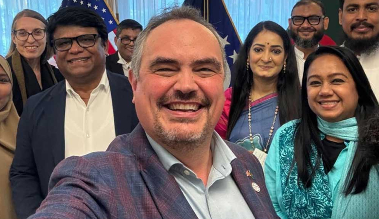 ভবিষ্যৎমুখী আইন প্রণয়নই বাংলাদেশকে এগিয়ে নেবে: মার্কিন রাষ্ট্রদূত