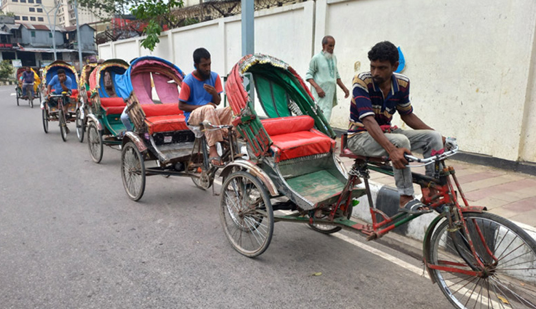 একসময় রিকশাই ছিল প্রেমের বাহক