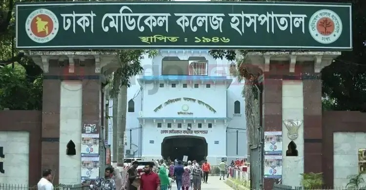 জাতীয় স্টেডিয়ামের ফুটপাতে যুবকের লাশ