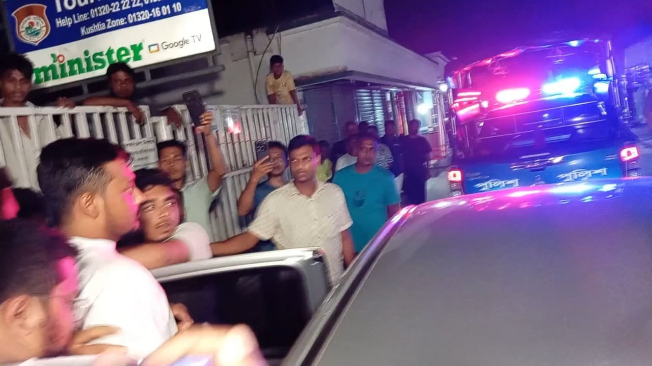 কুষ্টিয়ায় নাসীরুদ্দীন পাটওয়ারীর ওপর হামলার অভিযোগ