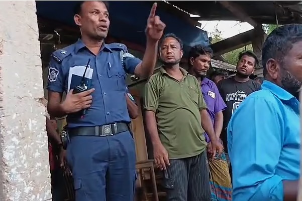 ঘুষের টাকা দিয়ে পোশাক লাগিয়েছি, ঘুষ খাওয়ার জন্যই: এএসআই