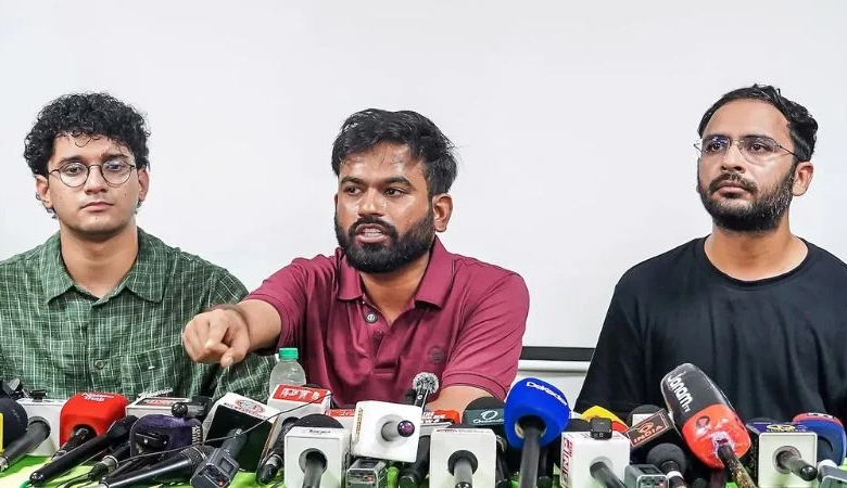 দিল্লিতে আটকের পর মুক্তি পেলেন ককরোচের তিন নেতা