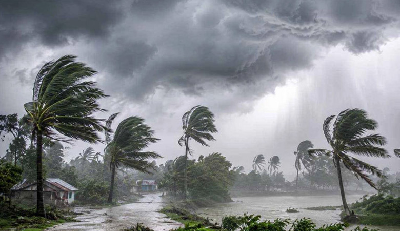 ঢাকায় বৃষ্টির সম্ভাবনা, নদীবন্দরে সতর্কতা