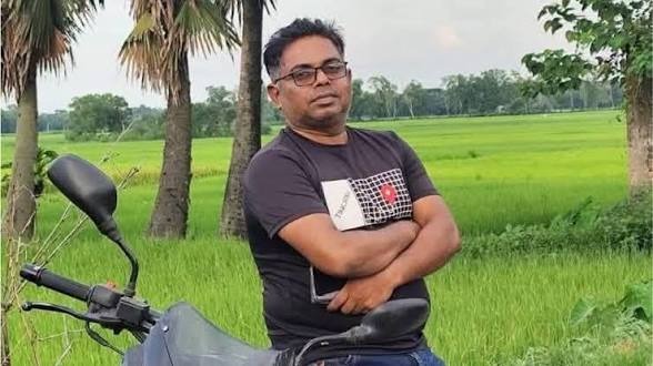 কুমিল্লায় জমি নিয়ে বিরোধে যুবদল নেতাকে কুপিয়ে হত্যা