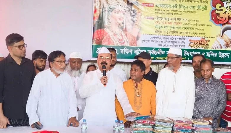 দুর্গাপূজায় শান্তি ও সম্প্রীতি রক্ষায় সরকার অঙ্গীকারবদ্ধ: গয়েশ্বর