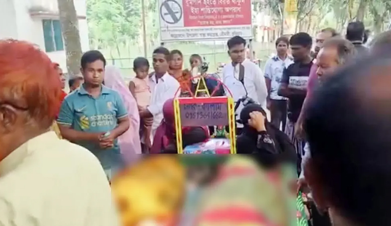 কুড়িগ্রামে ট্রাকচাপায় ইজিবাইকের ৫ যাত্রী নিহত