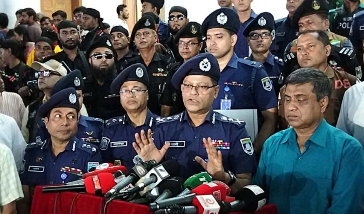 দুর্গাপূজায় হুমকি নেই, পরিস্থিতি তৈরির চেষ্টা দুষ্টচক্রের