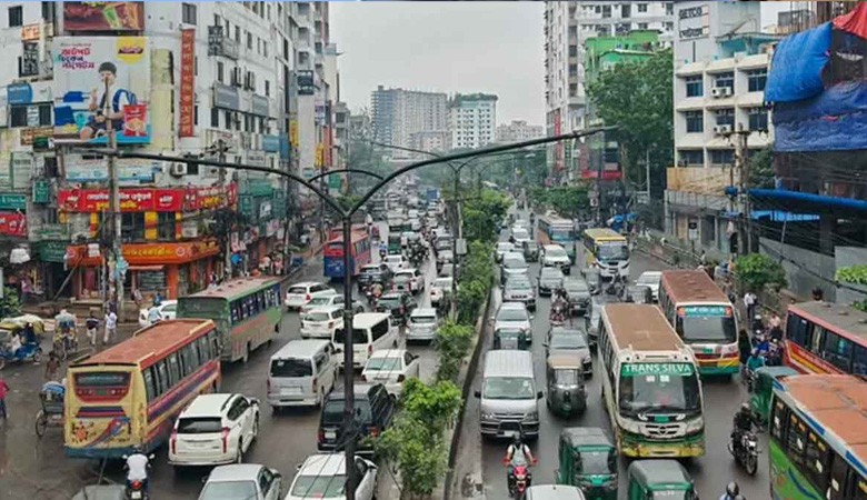 ঢাকার সড়কে শৃঙ্খলা ফেরাতে ৪ উদ্যোগ সরকারের