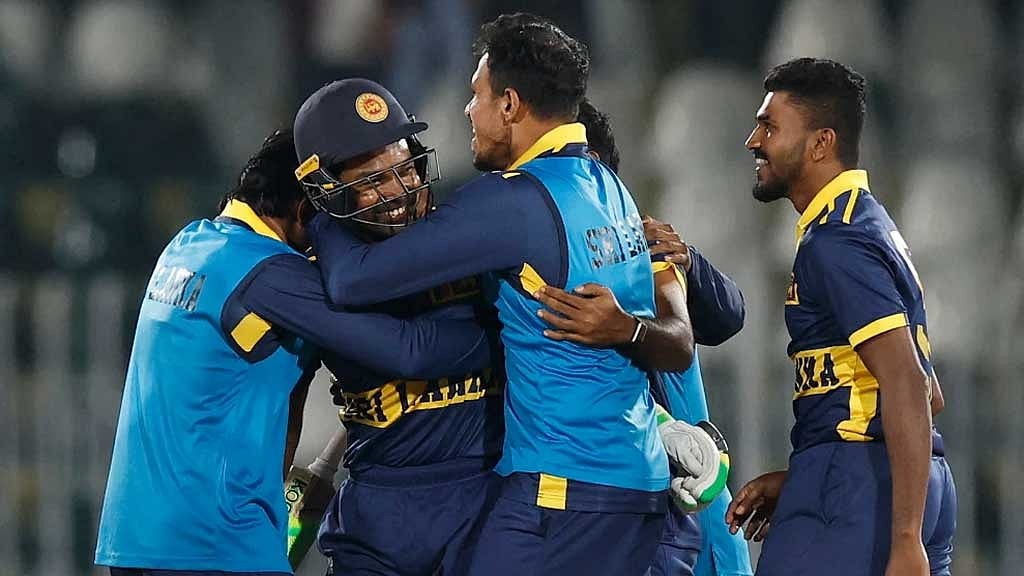 ৪২৯ রান টপকে ইংল্যান্ডকে হারিয়ে শ্রীলঙ্কার অবিশ্বাস্য ইতিহাস
