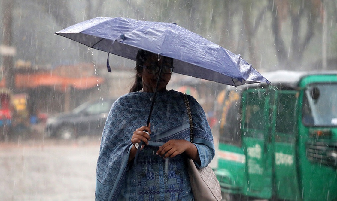 এক প্রহরের বৃষ্টি