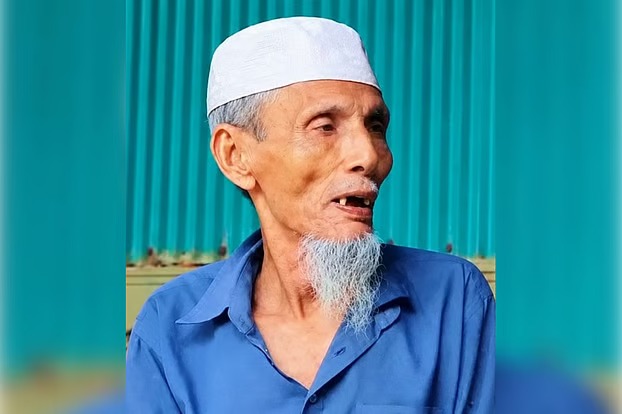 গার্ড অব অনার নিয়ে উত্তেজনা, গভীর রাতে মুক্তিযোদ্ধা মানিক পশারীর দাফন