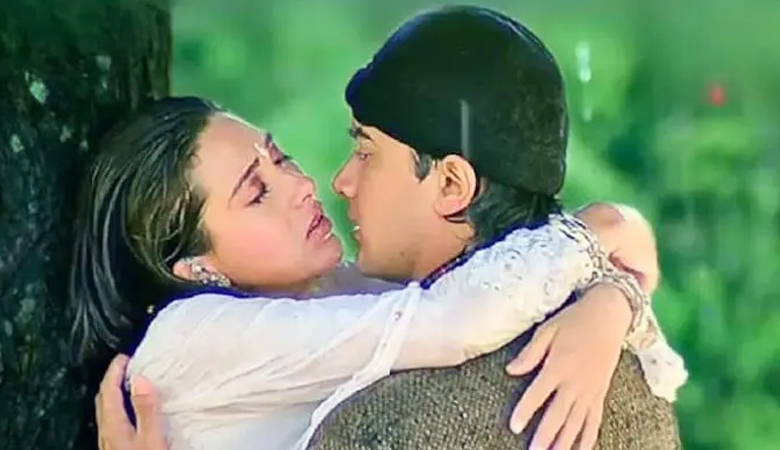 আমির-কারিশমার চুমুর দৃশ্য ধারণে লেগেছিল তিন দিন